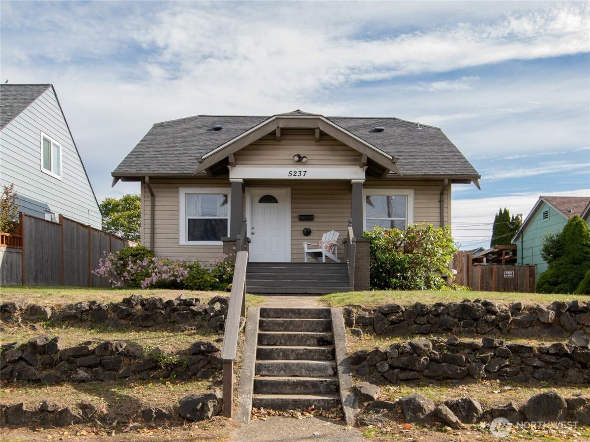 MLS #NWM2445147 image #0