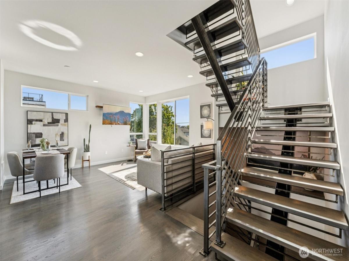 MLS #NWM2445323 image #0