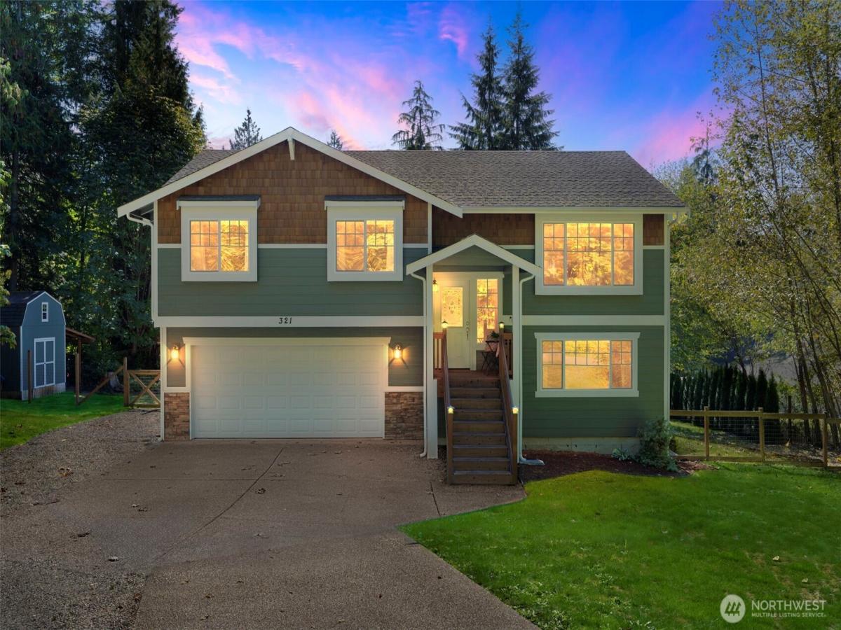 MLS #NWM2445391 image #0