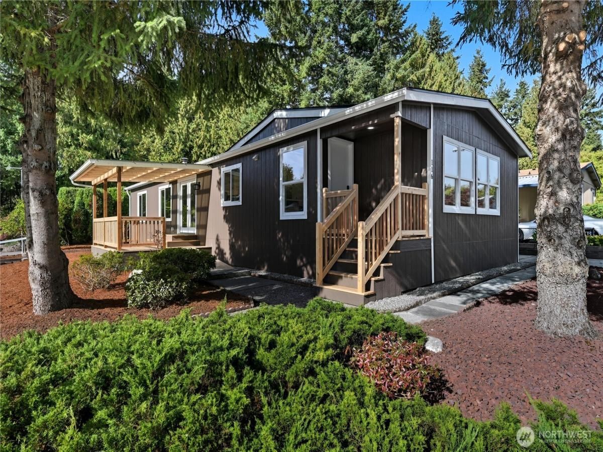 MLS #NWM2445412 image #0