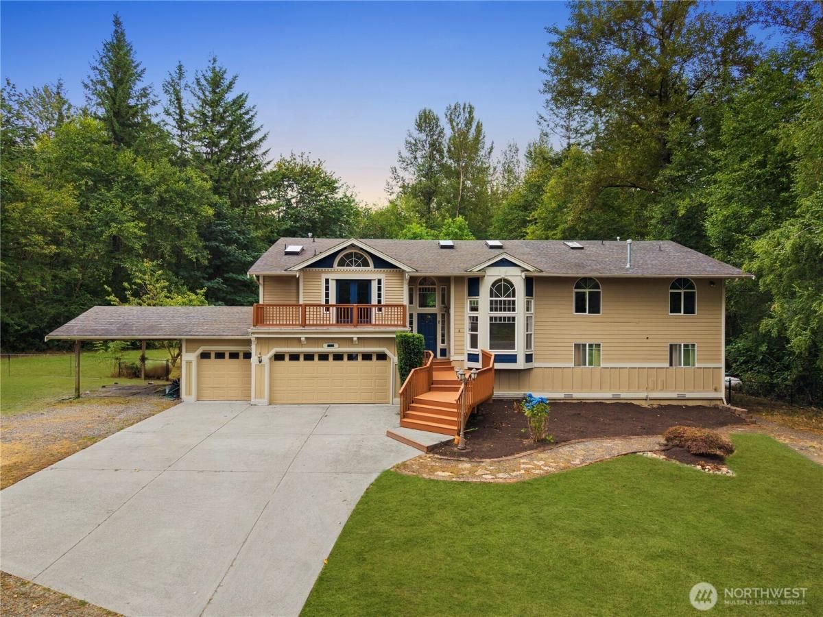 MLS #NWM2445546 image #0