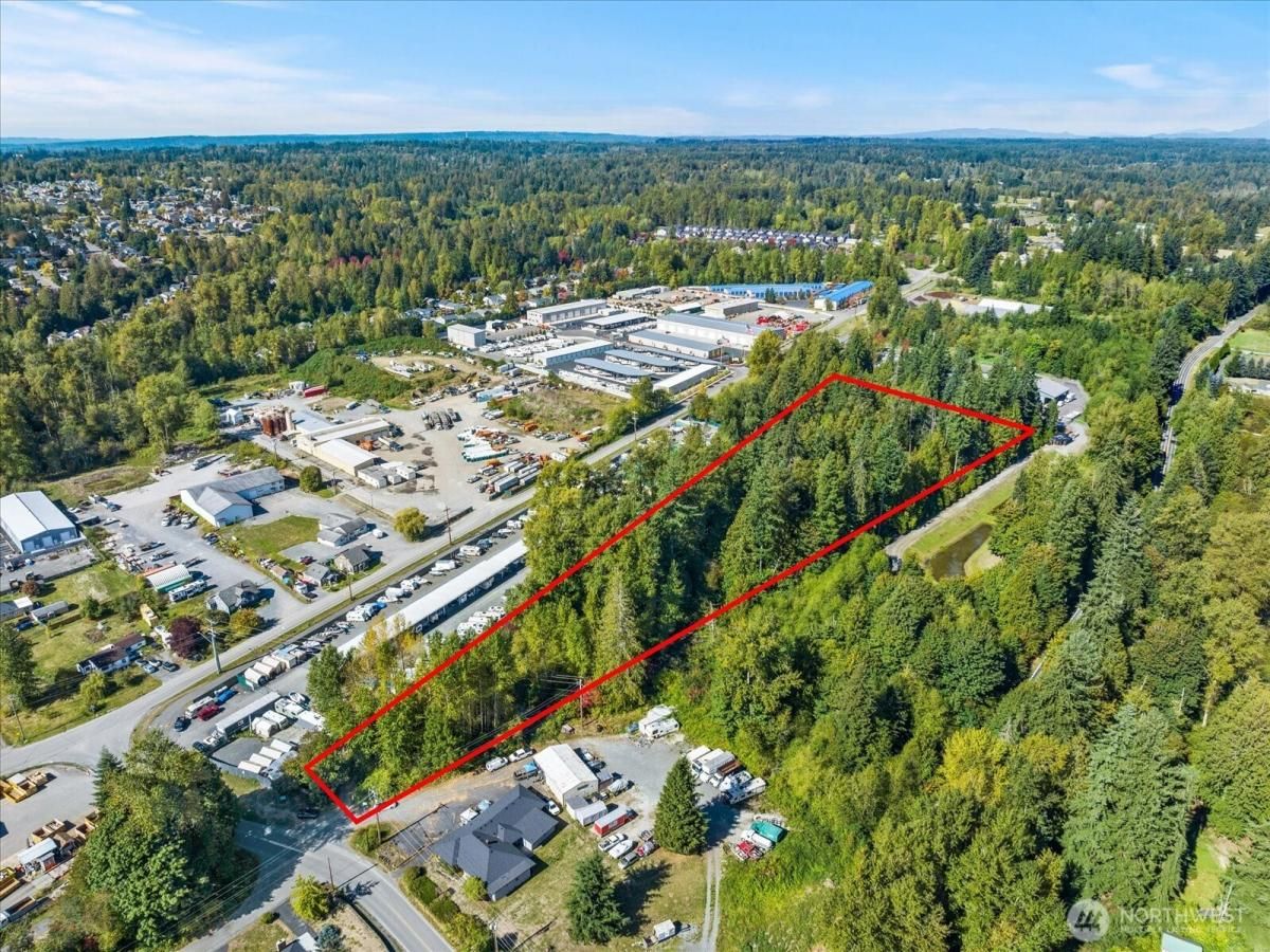 MLS #NWM2445594 image #0