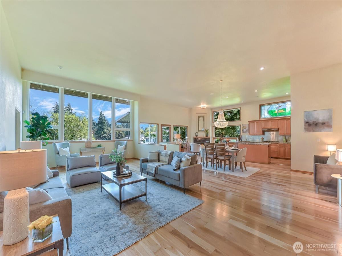 MLS #NWM2445687 image #0