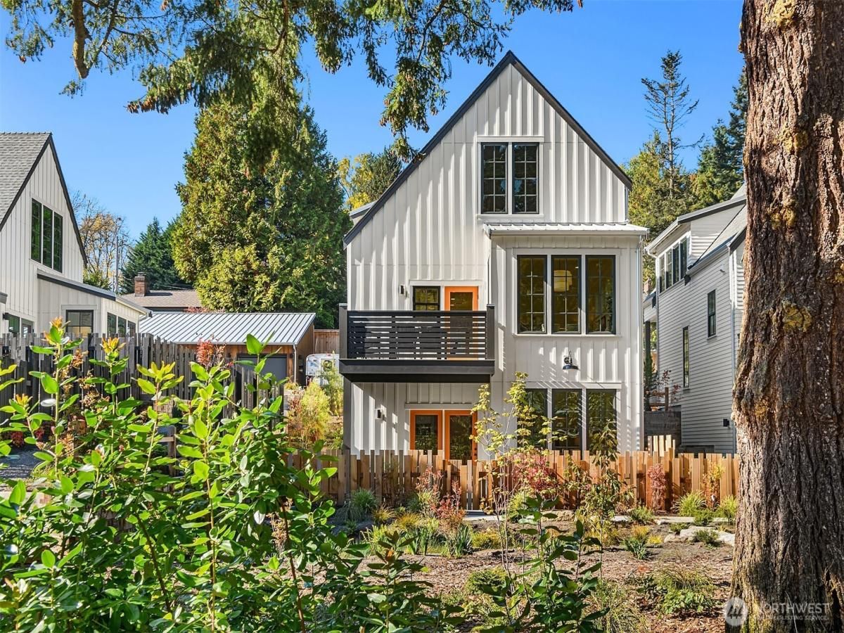 MLS #NWM2445663 image #0