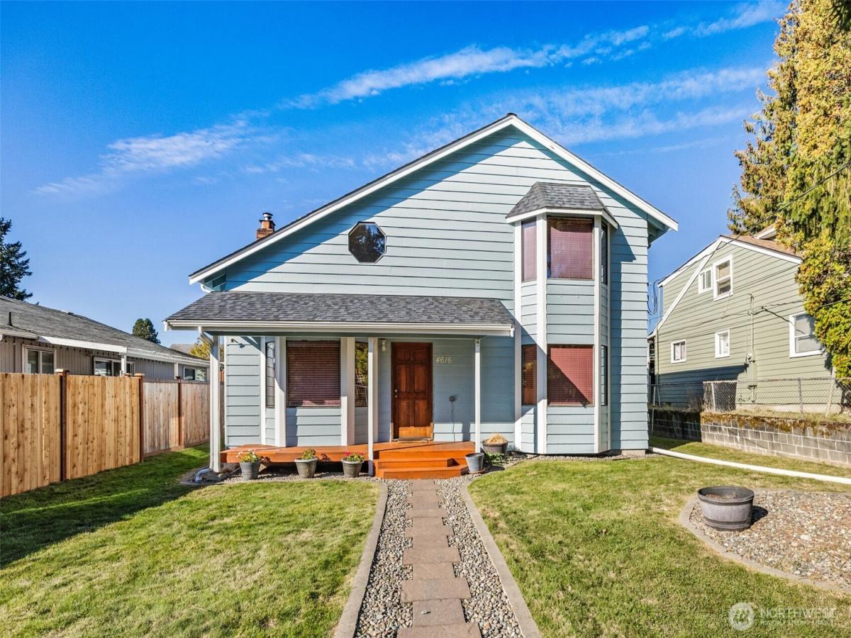 MLS #NWM2445740 image #0