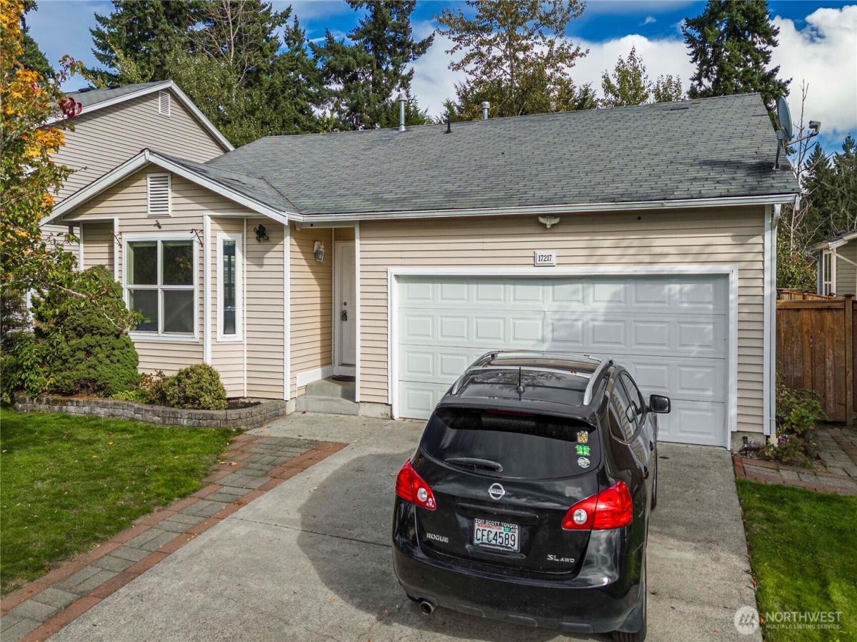 MLS #NWM2445770 image #0