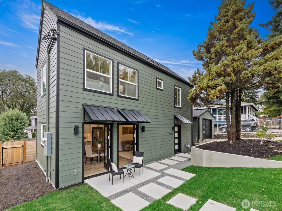 MLS #NWM2445802 image #0