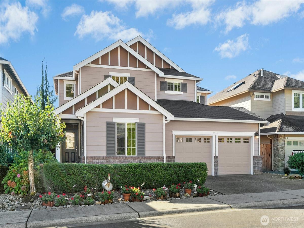 MLS #NWM2445805 image #0