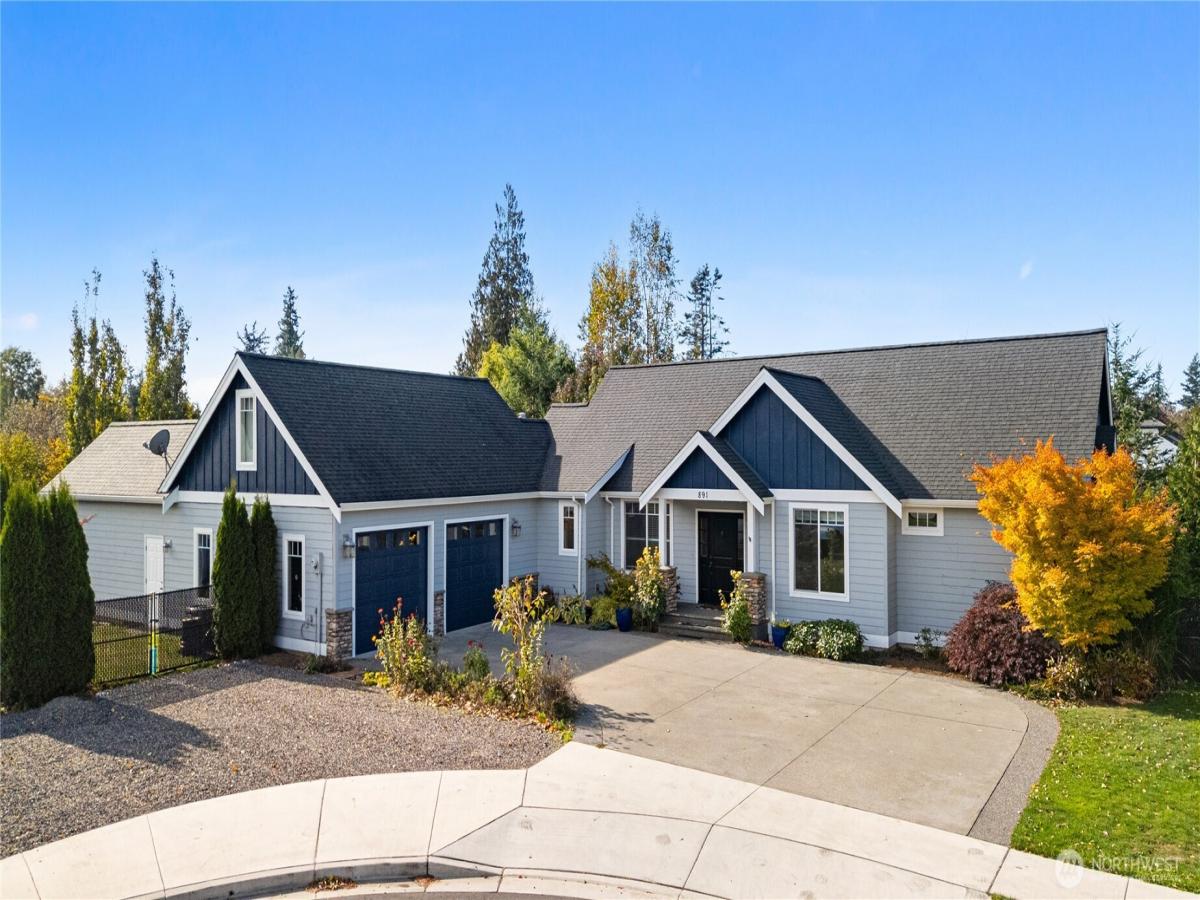 MLS #NWM2445846 image #0