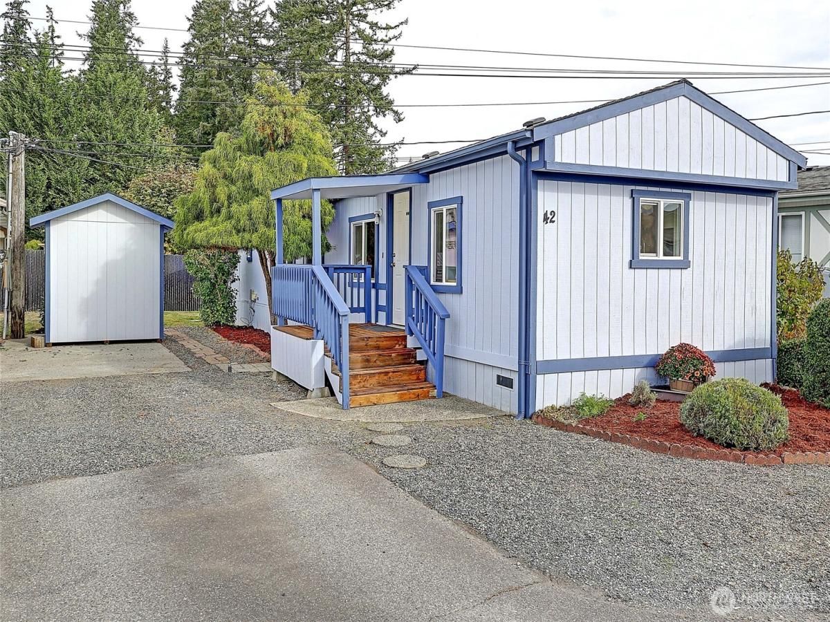 MLS #NWM2445852 image #0