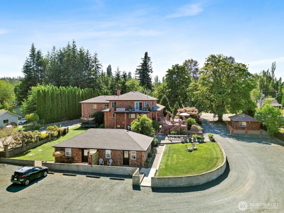 MLS #NWM2445875 image #0