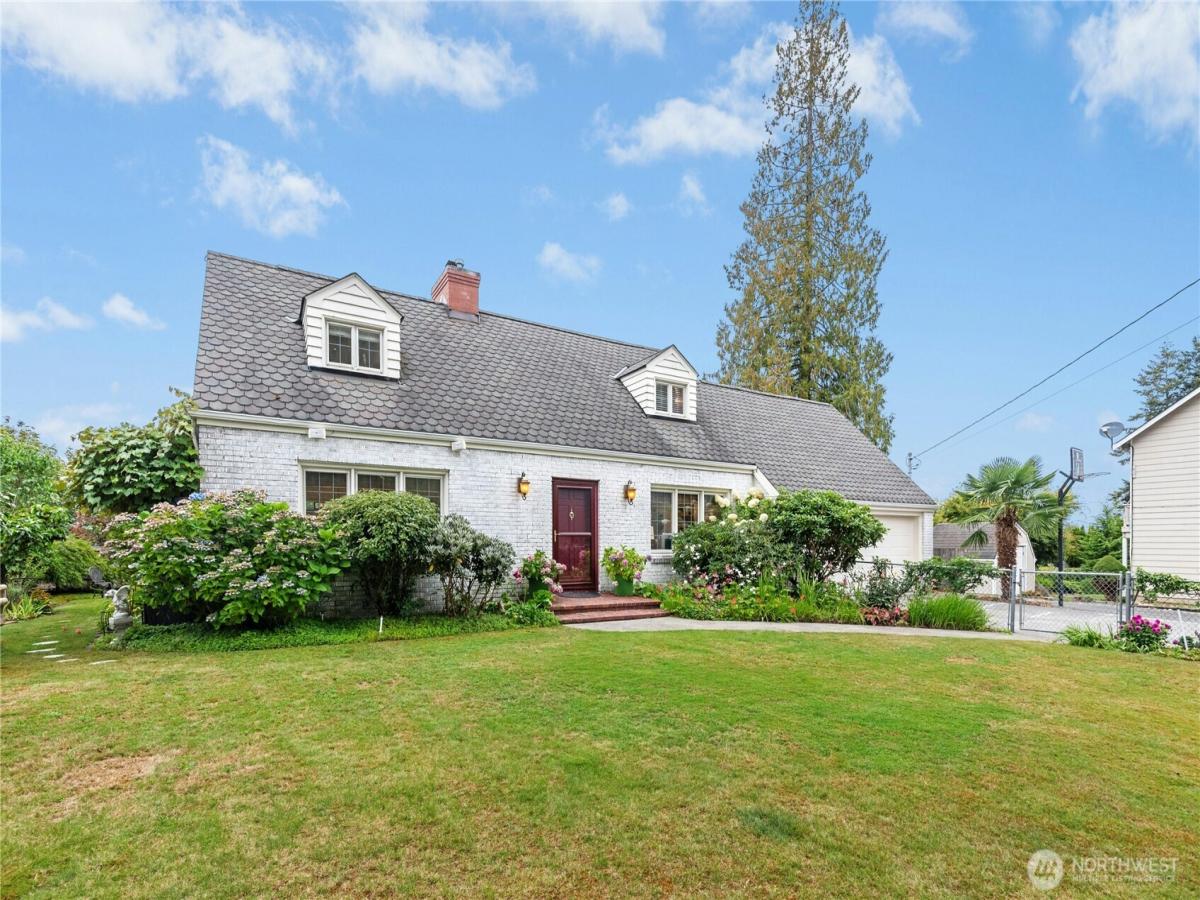 MLS #NWM2445876 image #0