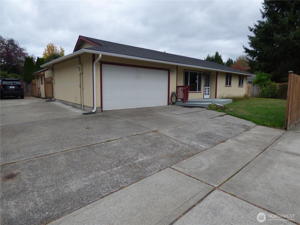 MLS #NWM2445896 image #0