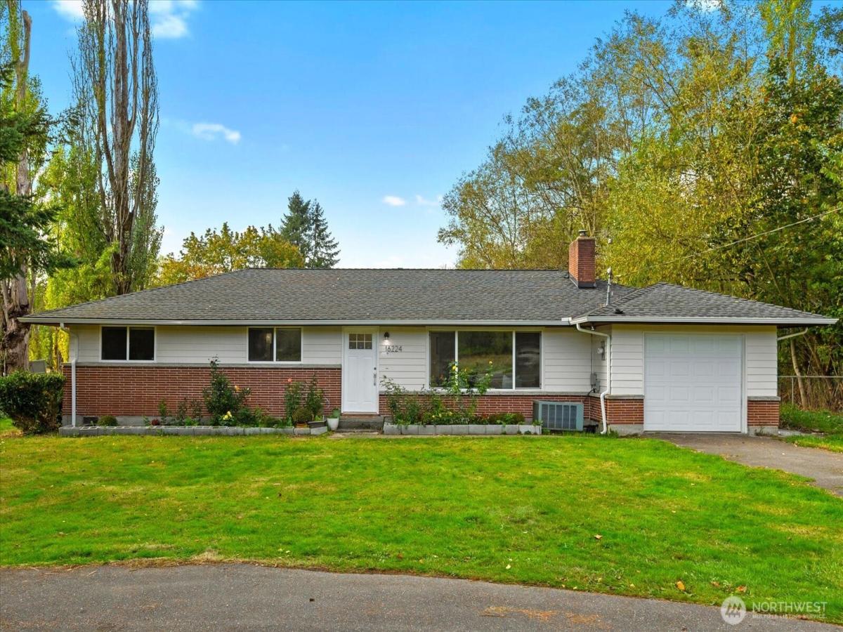 MLS #NWM2445950 image #0