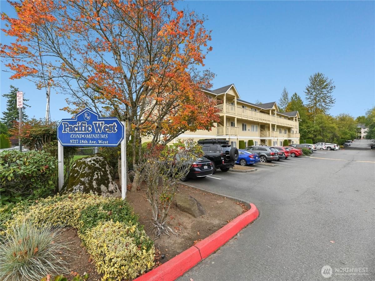 MLS #NWM2445980 image #0