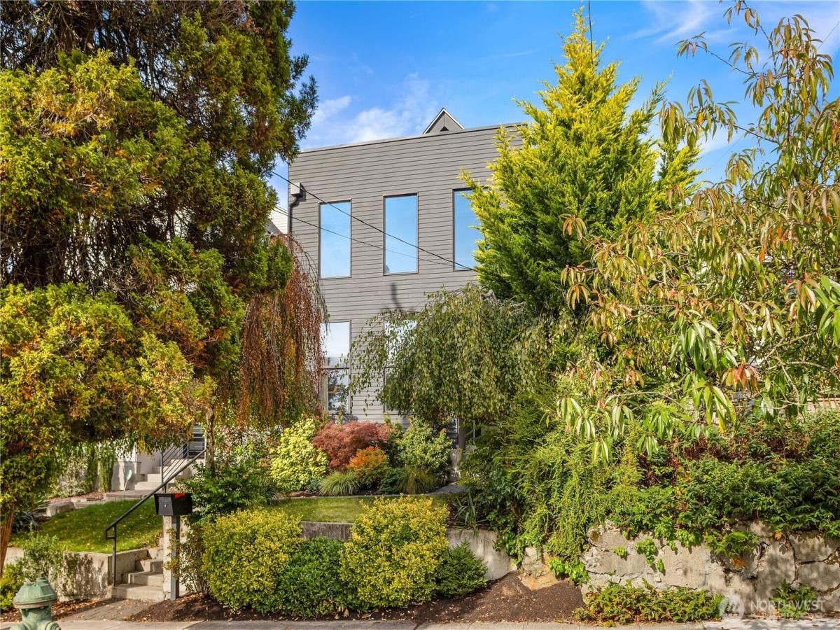 MLS #NWM2446062 image #0