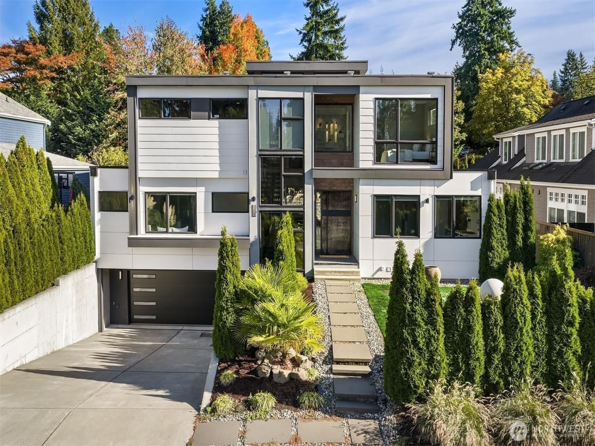 MLS #NWM2446144 image #0