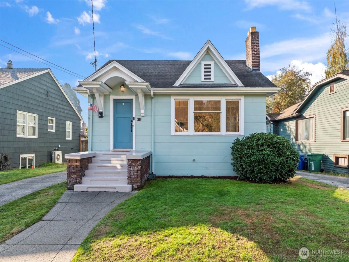 MLS #NWM2446181 image #0