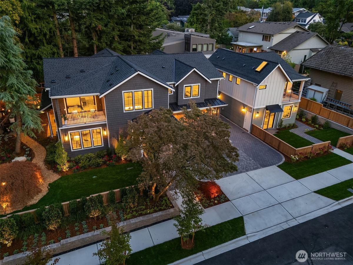 MLS #NWM2428565 image #0
