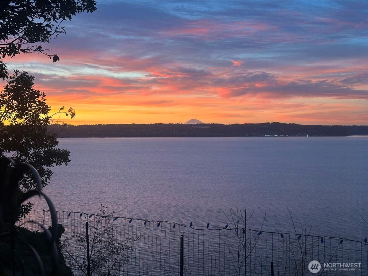 MLS #NWM2446501 image #0