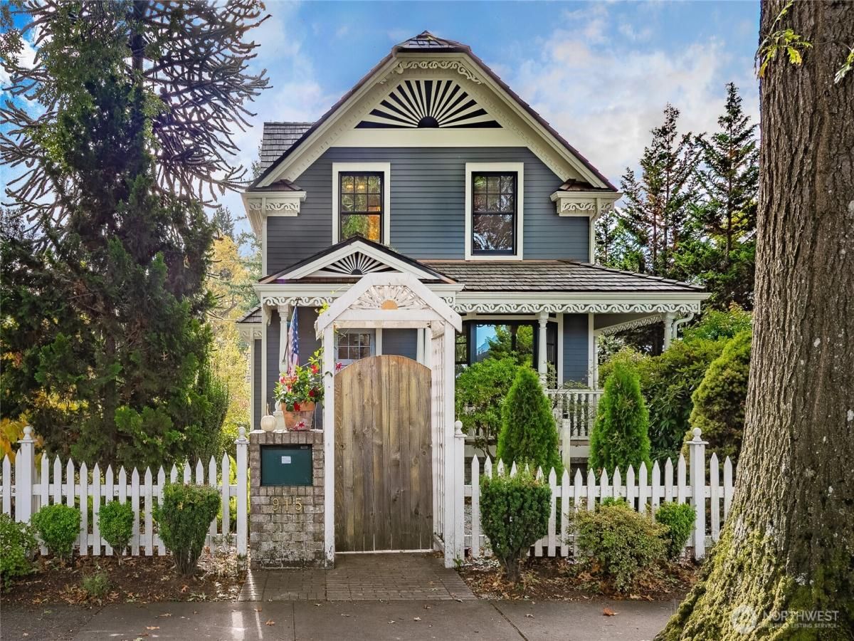 MLS #NWM2446671 image #0