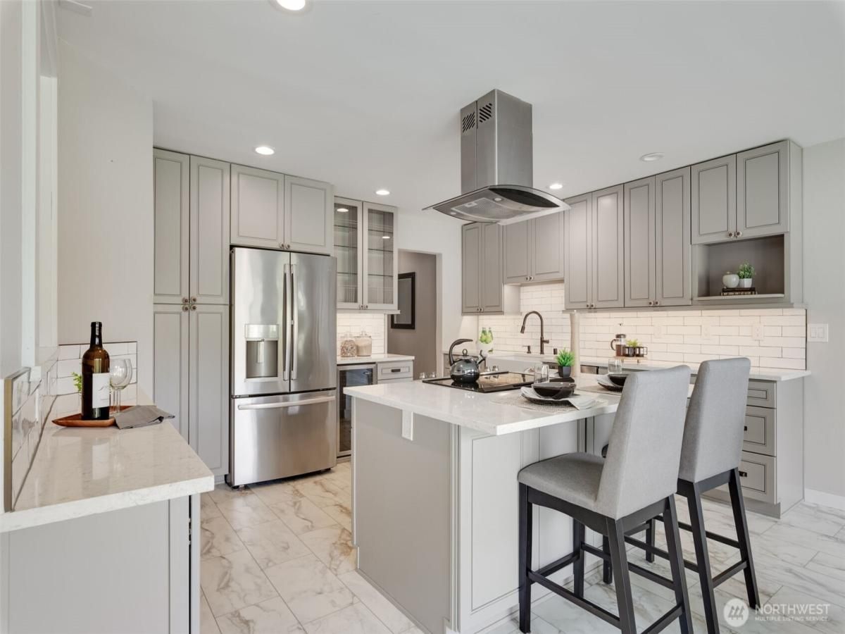 MLS #NWM2446687 image #0