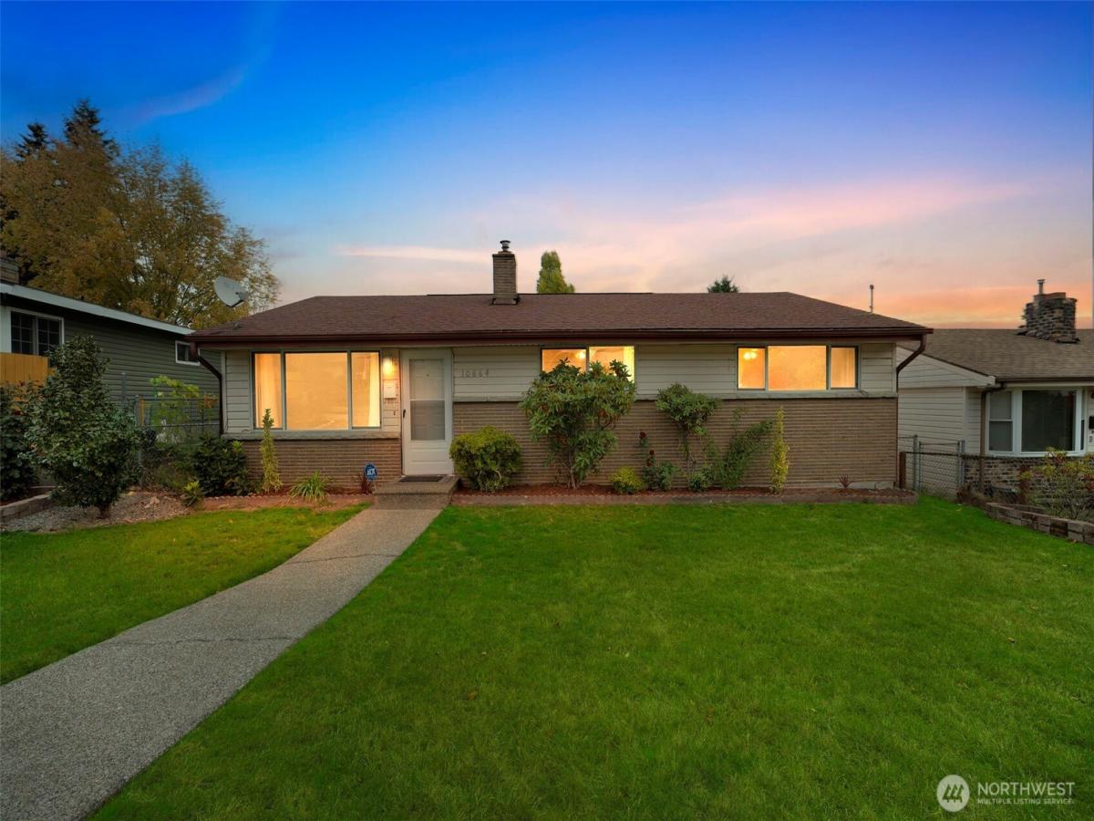 MLS #NWM2446745 image #0