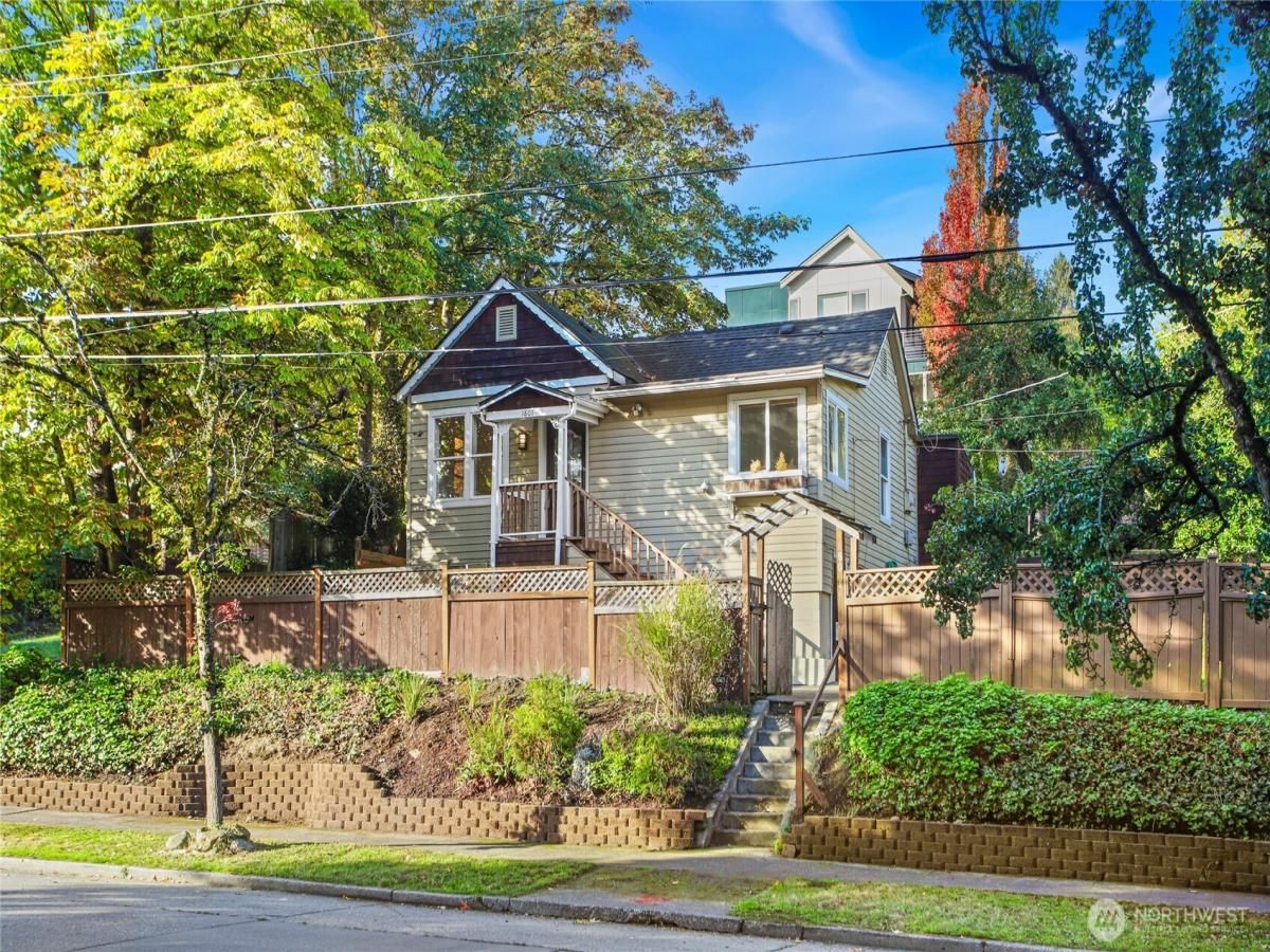 MLS #NWM2446968 image #0