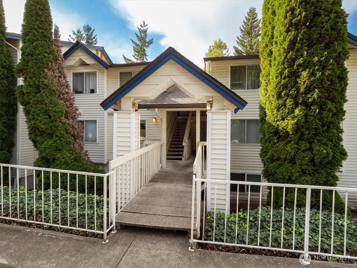 MLS #NWM2446977 image #0