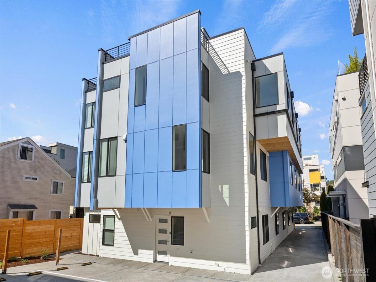 MLS #NWM2447052 image #0