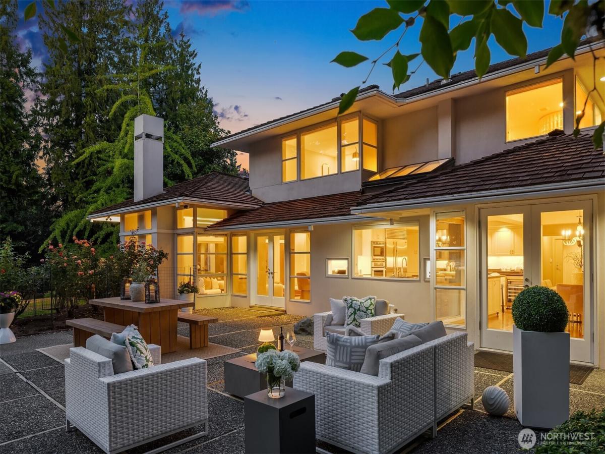 MLS #NWM2447210 image #0