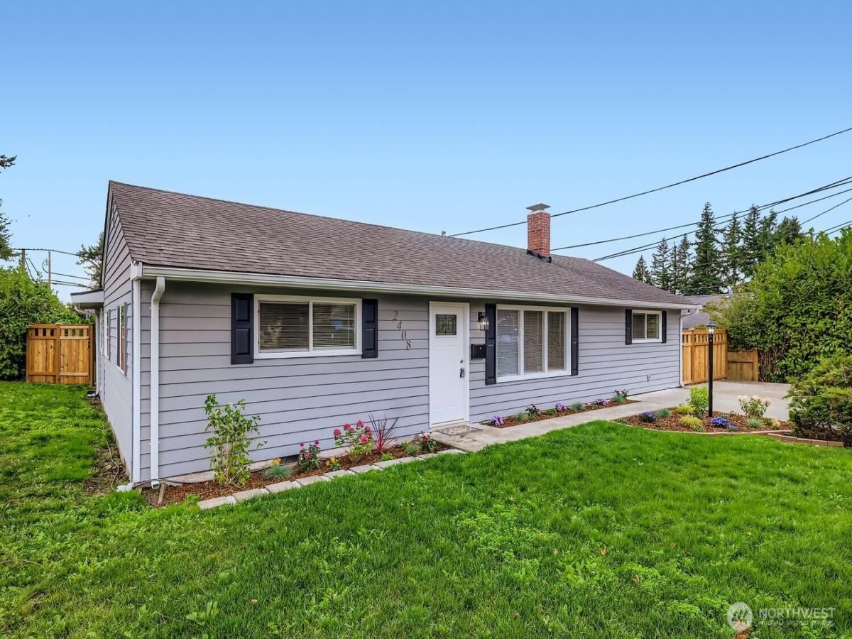 MLS #NWM2447366 image #0