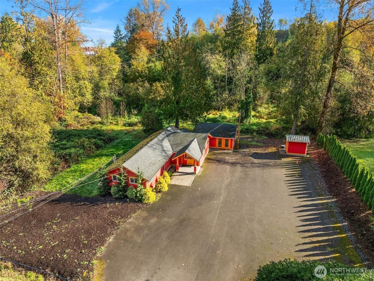 MLS #NWM2447460 image #0