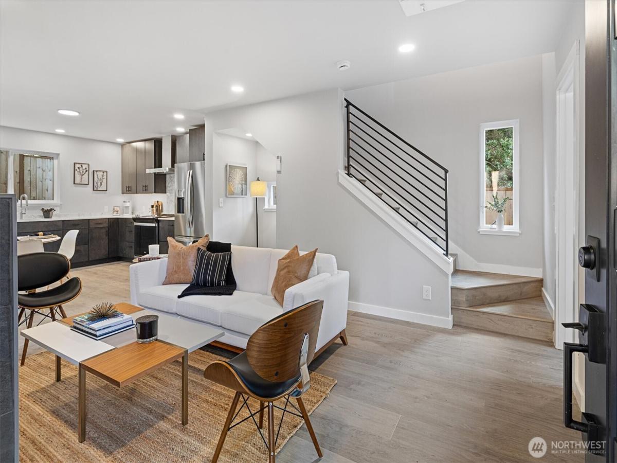 MLS #NWM2447554 image #0