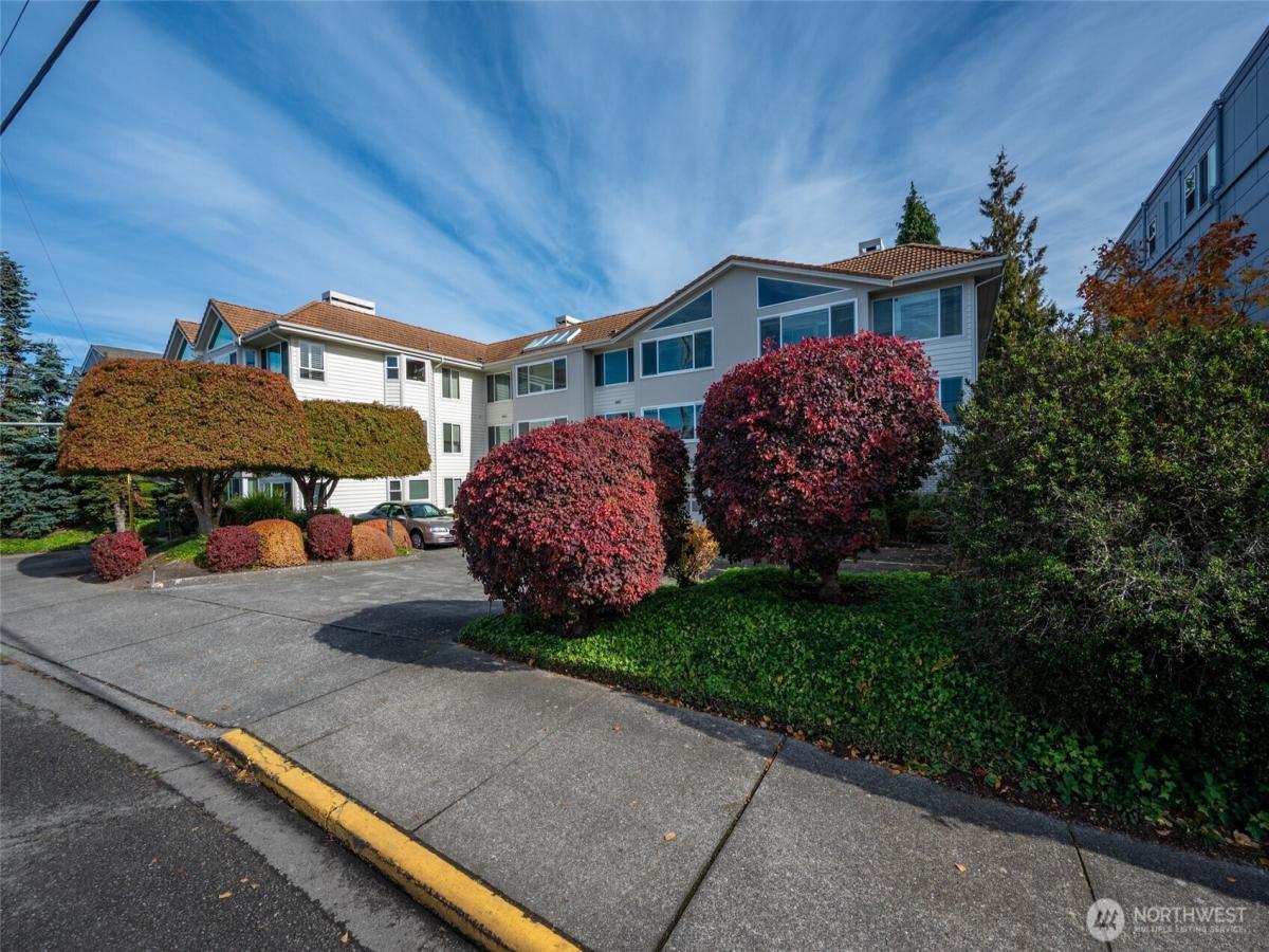 MLS #NWM2447563 image #0