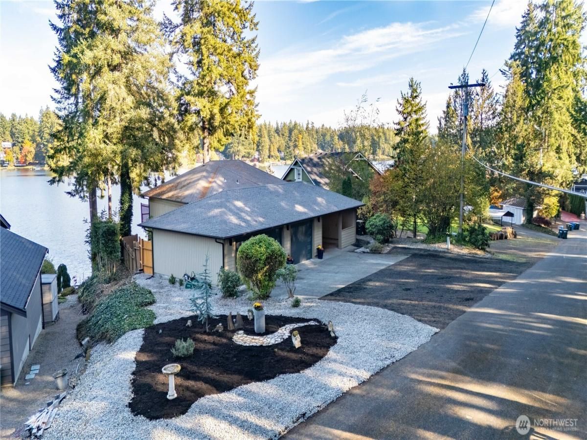 MLS #NWM2447564 image #0