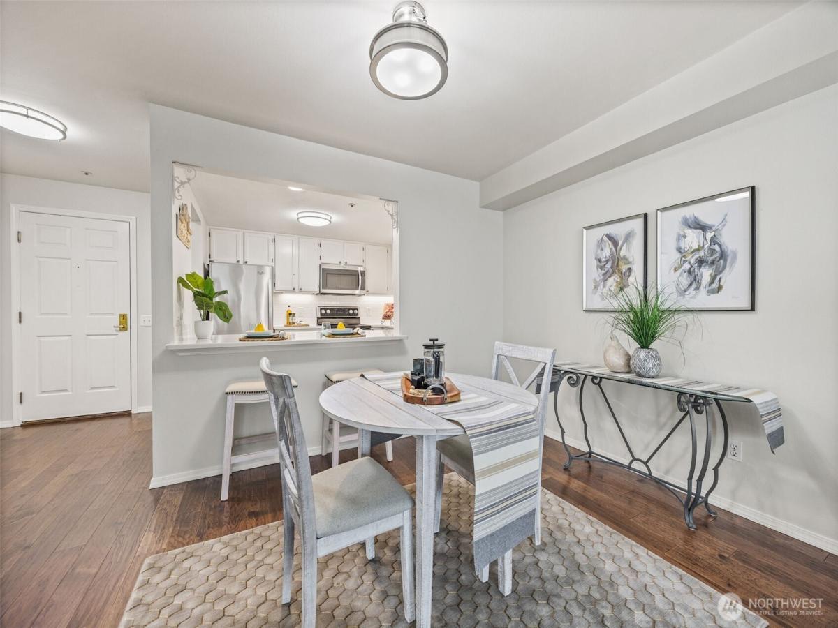 MLS #NWM2447720 image #0