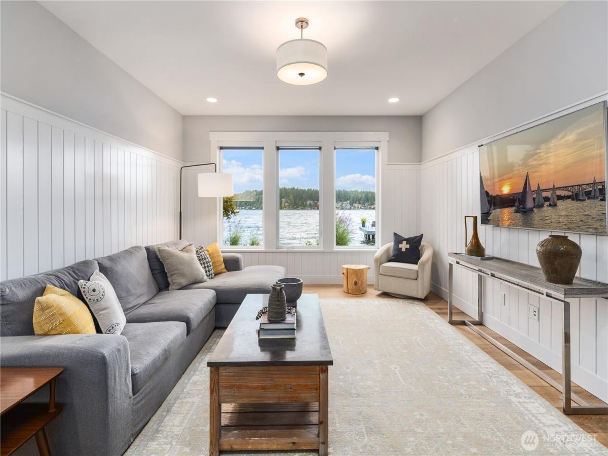 MLS #NWM2447795 image #0