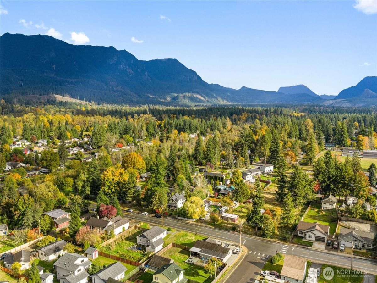 MLS #NWM2447849 image #0