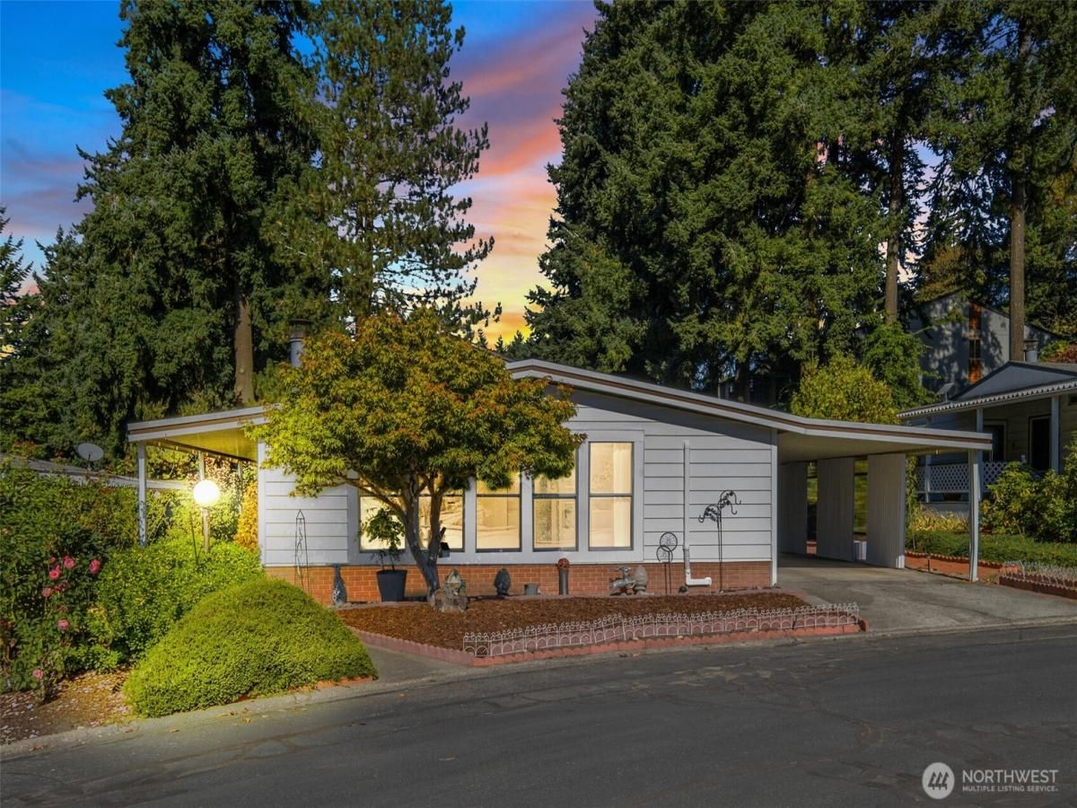 MLS #NWM2447857 image #0