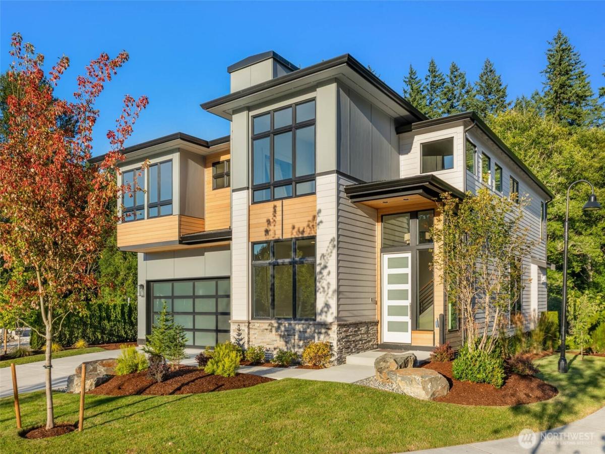 MLS #NWM2447887 image #0