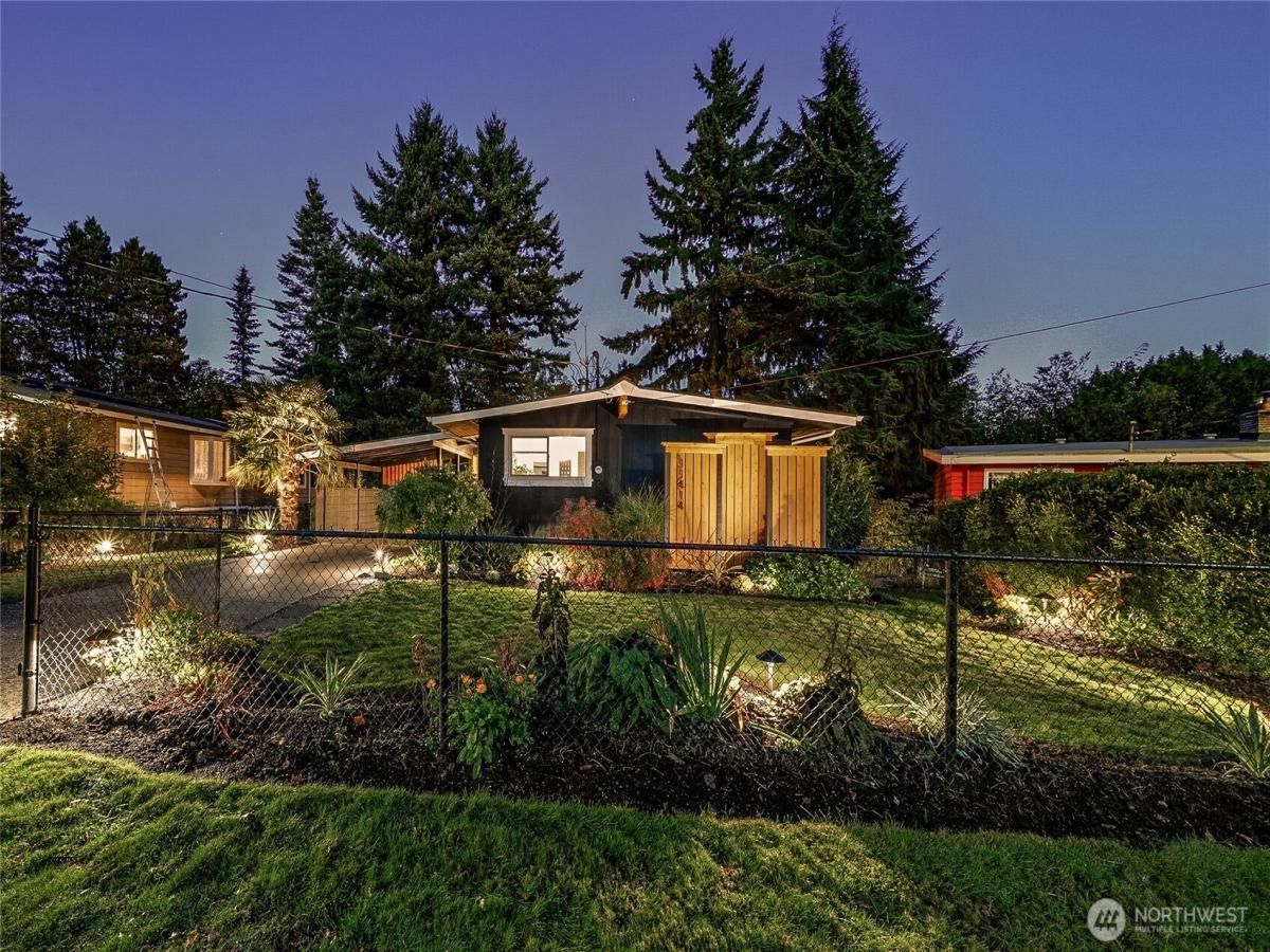 MLS #NWM2447927 image #0