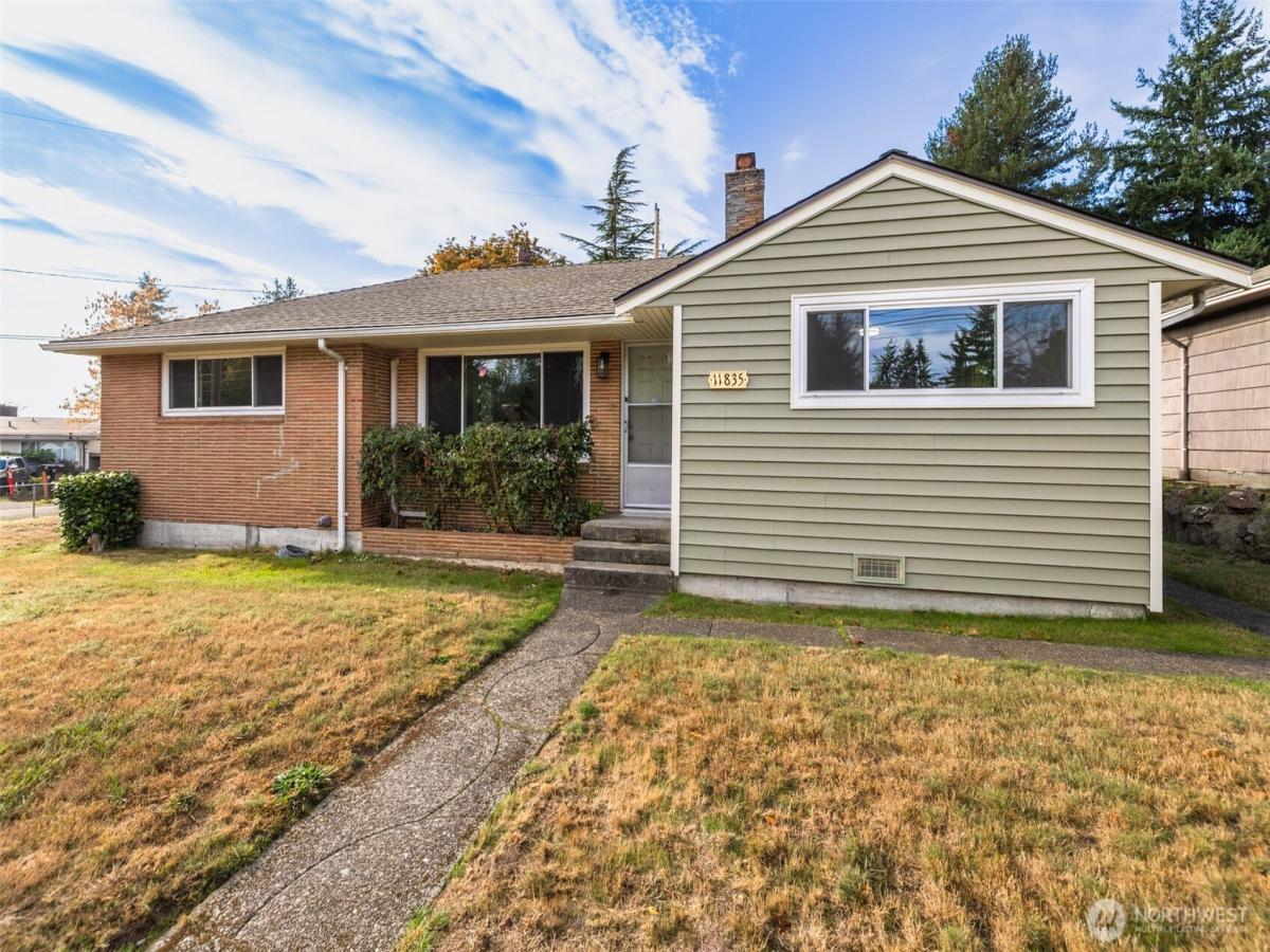 MLS #NWM2447950 image #0