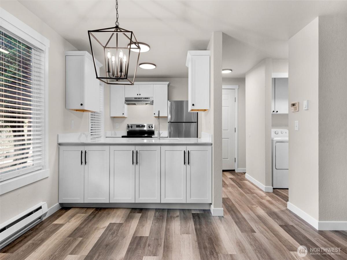 MLS #NWM2448254 image #0