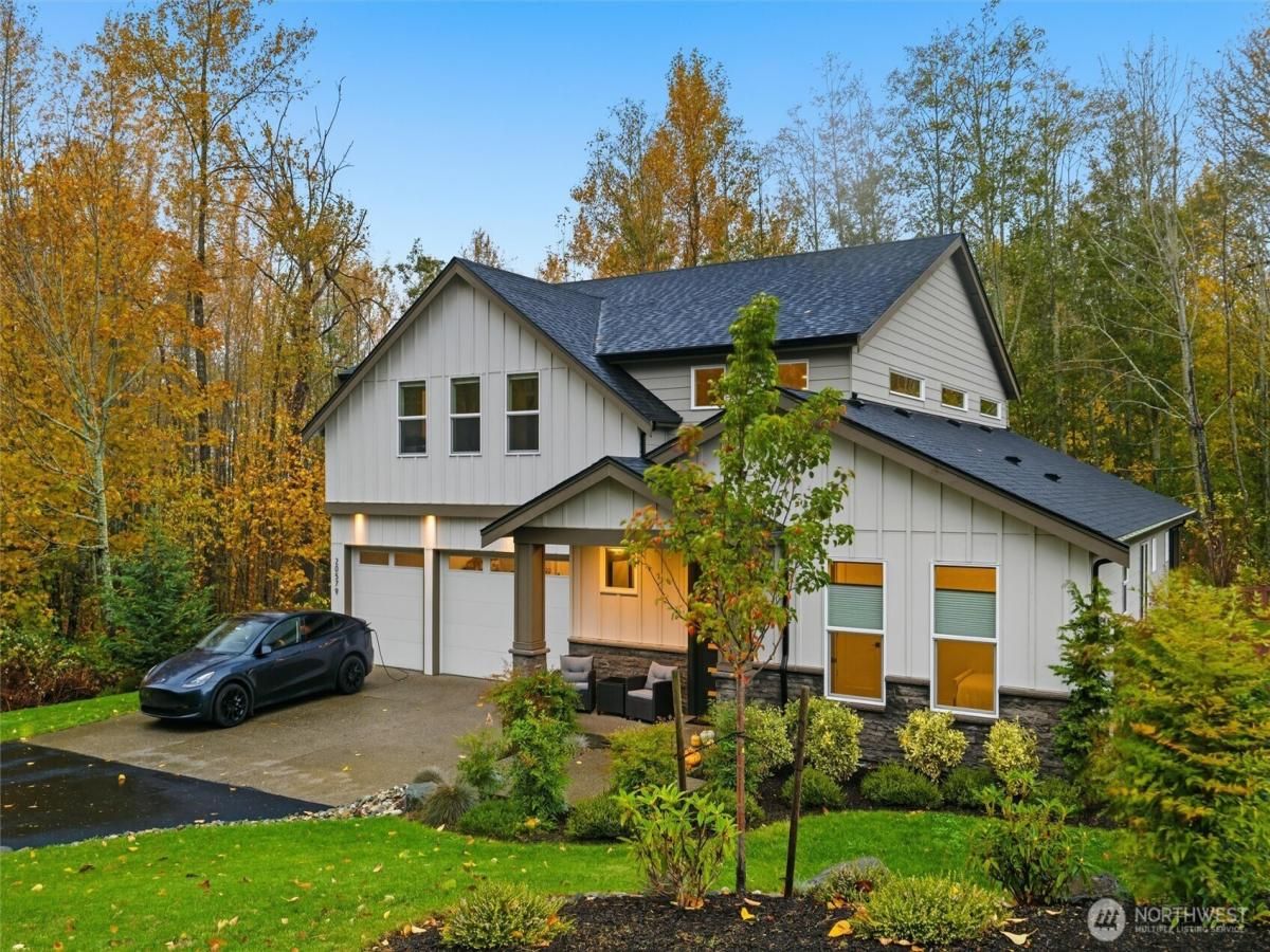 MLS #NWM2448544 image #0