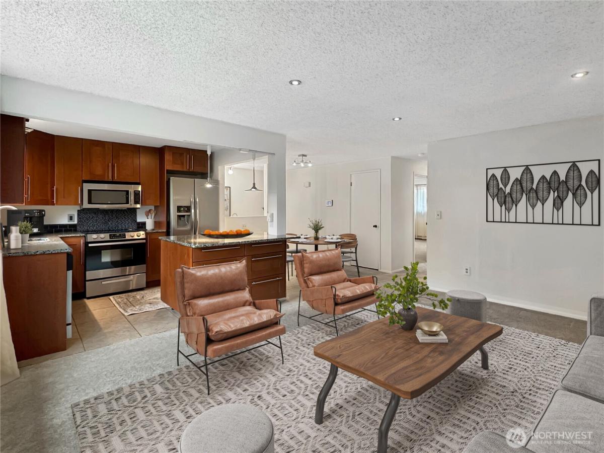 MLS #NWM2448621 image #0