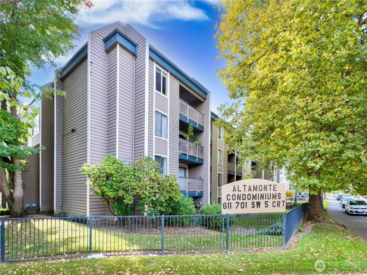 MLS #NWM2448656 image #0