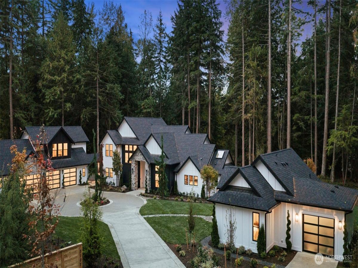 MLS #NWM2448717 image #0