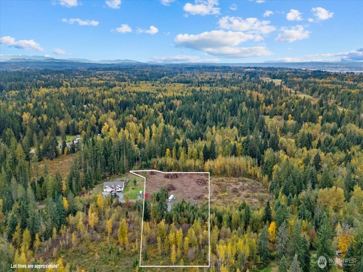 MLS #NWM2448802 image #0