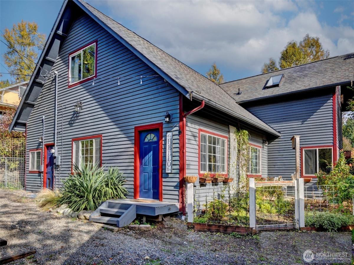 MLS #NWM2448840 image #0